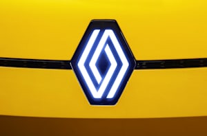 Archive Whichcar 2021 03 13 1 New Renault Logo 2022 01 2