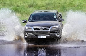 Toyota Fortuner off-road